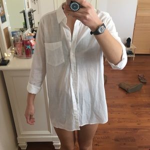 Long-sleeve white button up shirt